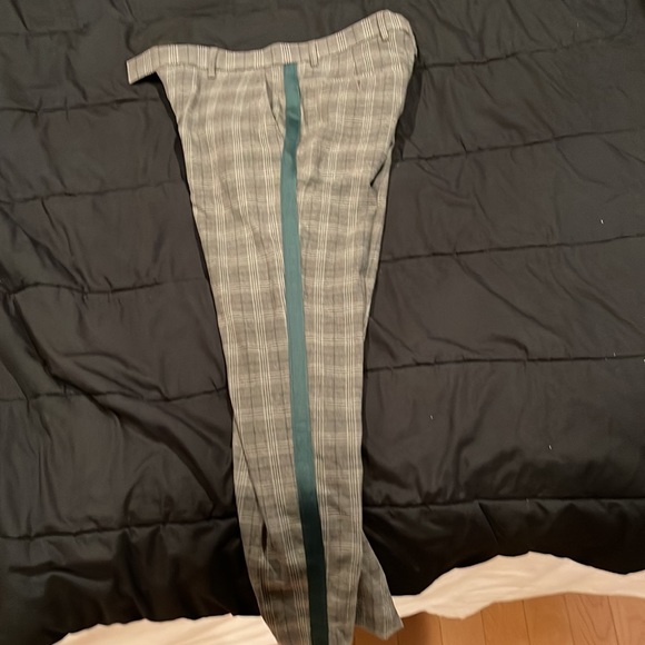 Plaid slim fit pants with green stripe. Moss London brand 30x30 - Picture 2 of 3